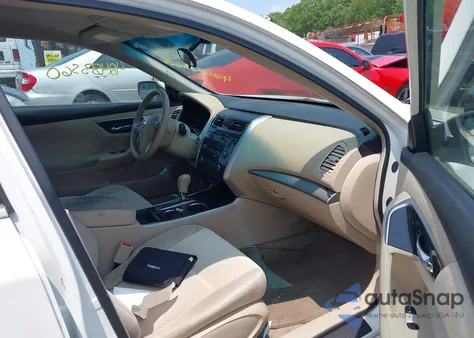 2013 Nissan Altima 2.5 S from USA, damaged, VIN 1N4AL3AP6DC263189